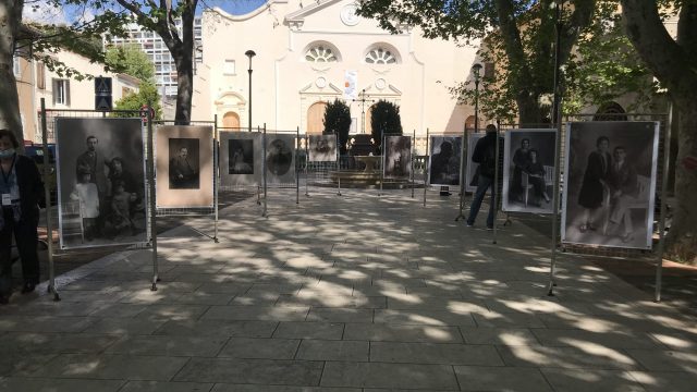 Restauration de photographies historiques du début du XXᵉ siècle et adaptation pour l’impression grand format.