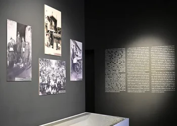 Restauration de photographies historiques du début du XXᵉ siècle et adaptation pour l’impression grand format.
