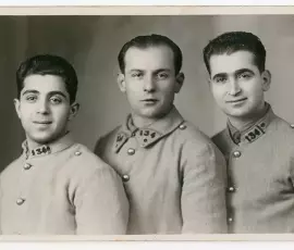 Tirage original d’une photographie historique datant du début du XXᵉ siècle.